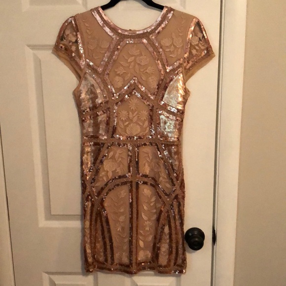 Rose gold sequined dress sz M - Picture 2 of 4